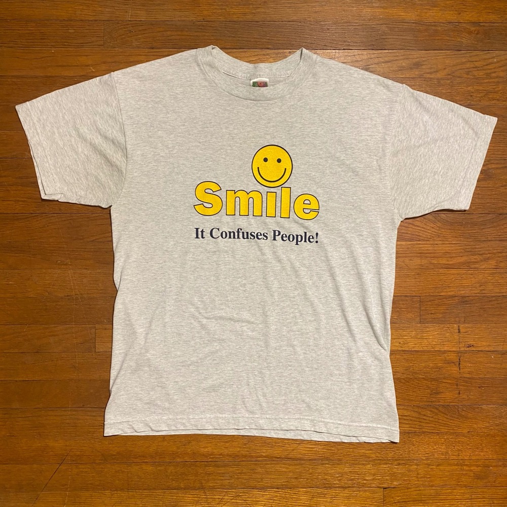 Vintage Smile It Confuses People Gray Funny Graphic T-Shirt Large